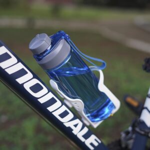 XZ18553 - Squeeze Plástico 700ml